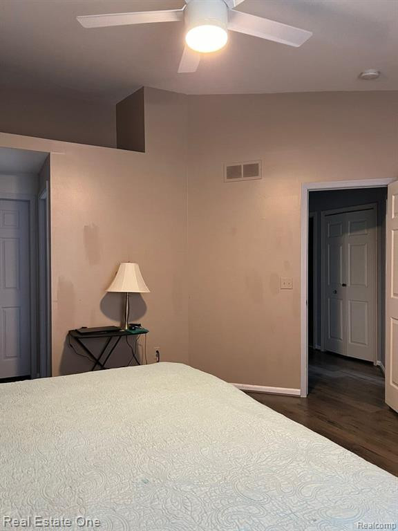 7318 Devonshire, West Bloomfield, MI — Photo 12