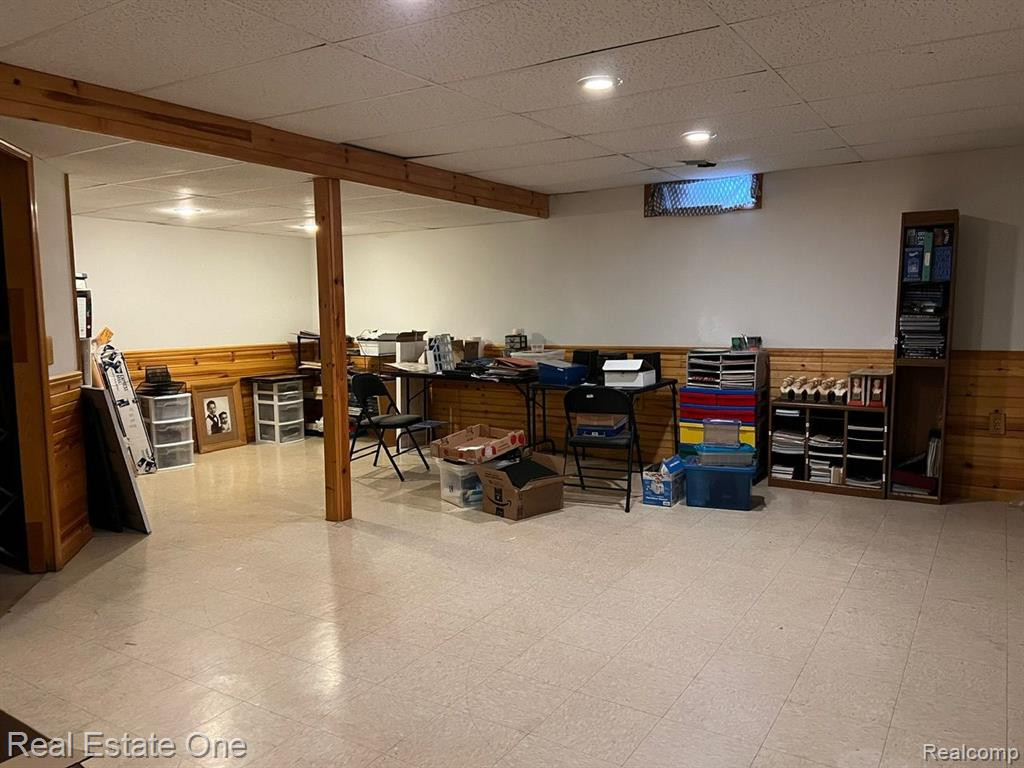 7318 Devonshire, West Bloomfield, MI — Photo 22