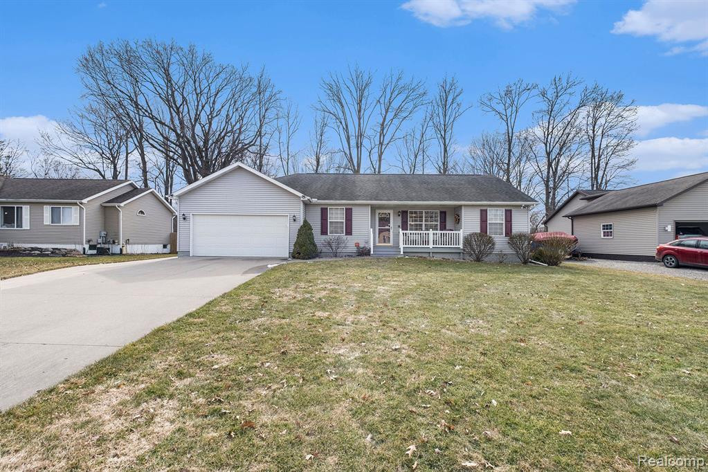 5387 WHEAT WAY Avenue, Swartz Creek, MI 48473 — Photo 2