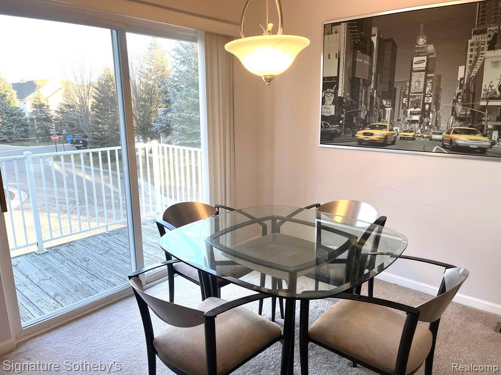 9200 Farmingdale Lane, Walled Lake, MI 48390 — Photo 19