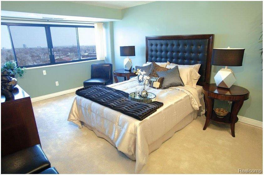 555 S OLD WOODWARD Avenue, Birmingham, MI 48009 — Photo 4