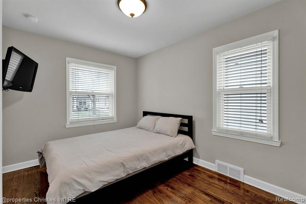 537 Bird Avenue, Birmingham, MI 48009 — Photo 10