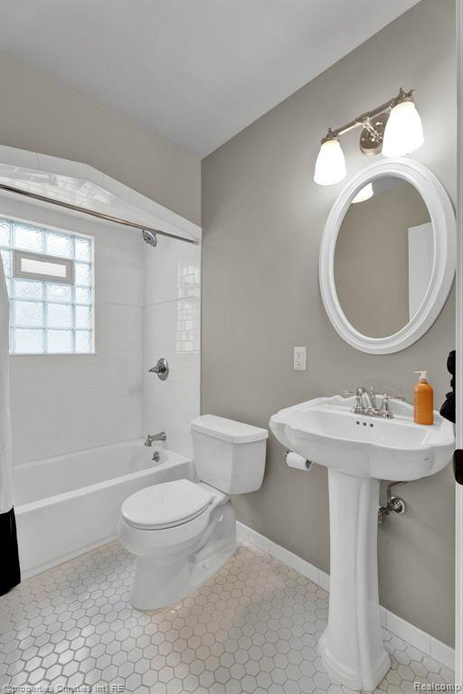 537 Bird Avenue, Birmingham, MI 48009 — Photo 12