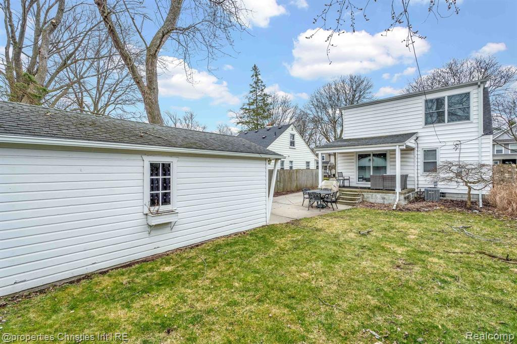 537 Bird Avenue, Birmingham, MI 48009 — Photo 22