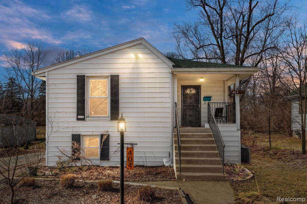 404 1ST Avenue, Ypsilanti, MI 48197 — front exterior