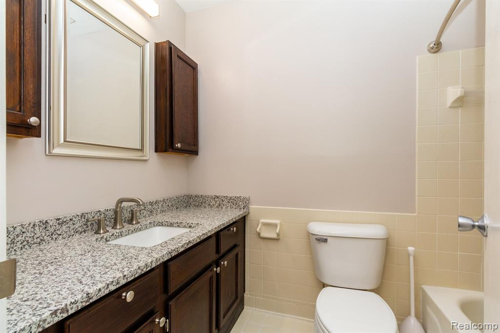 420 BALDWIN Avenue, 95, Rochester, MI 48307 — Photo 21