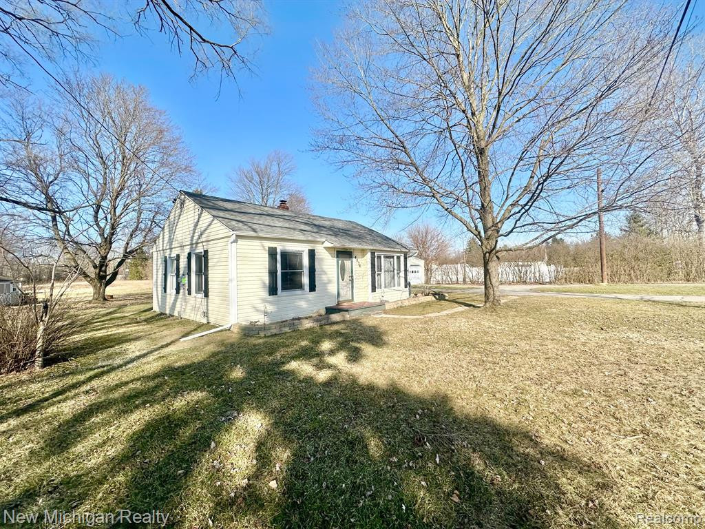 4036 W WILSON Road, Clio, MI 48420 — Photo 2