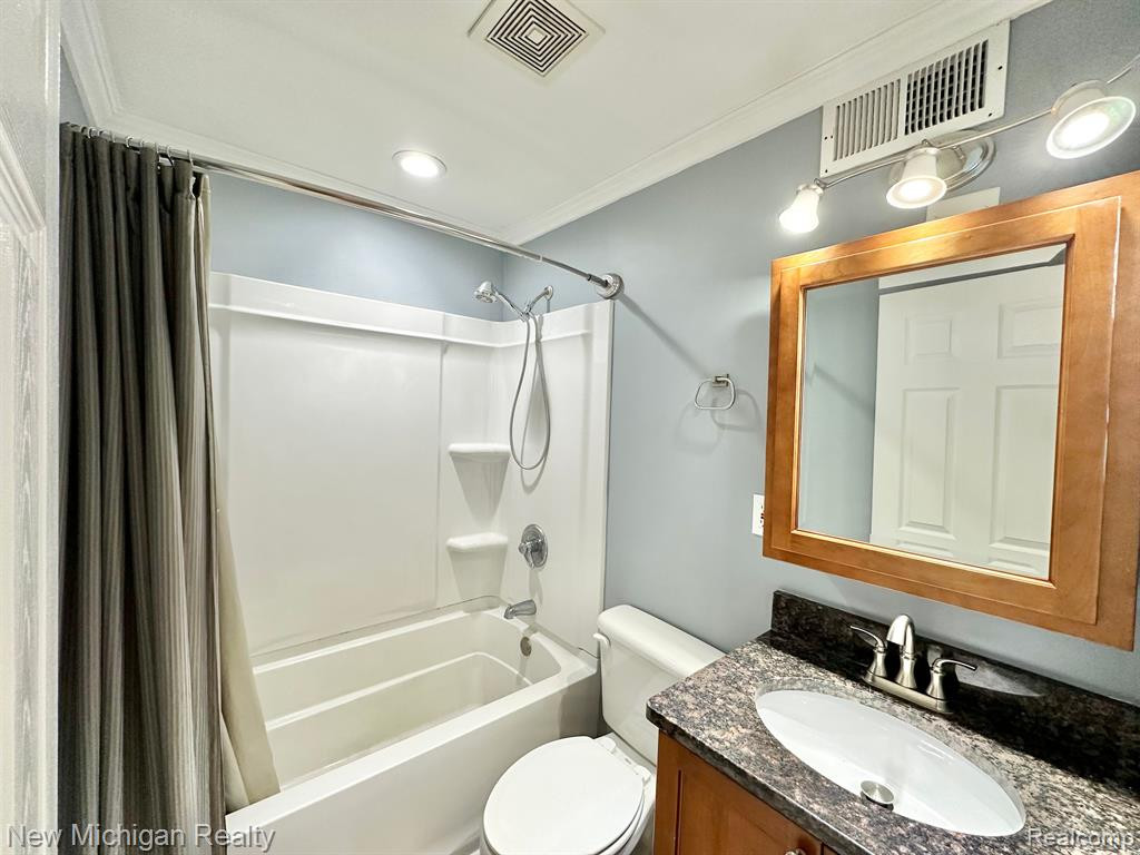 4036 W WILSON Road, Clio, MI 48420 — Photo 14