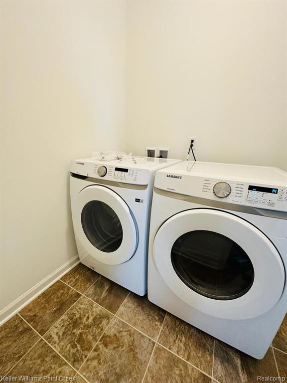 51304 TIMES SQUARE Drive, Utica, MI 48315 — Photo 11