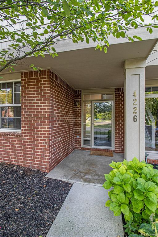 4226 ELIZABETH Avenue, Canton, MI 48188 — Photo 3