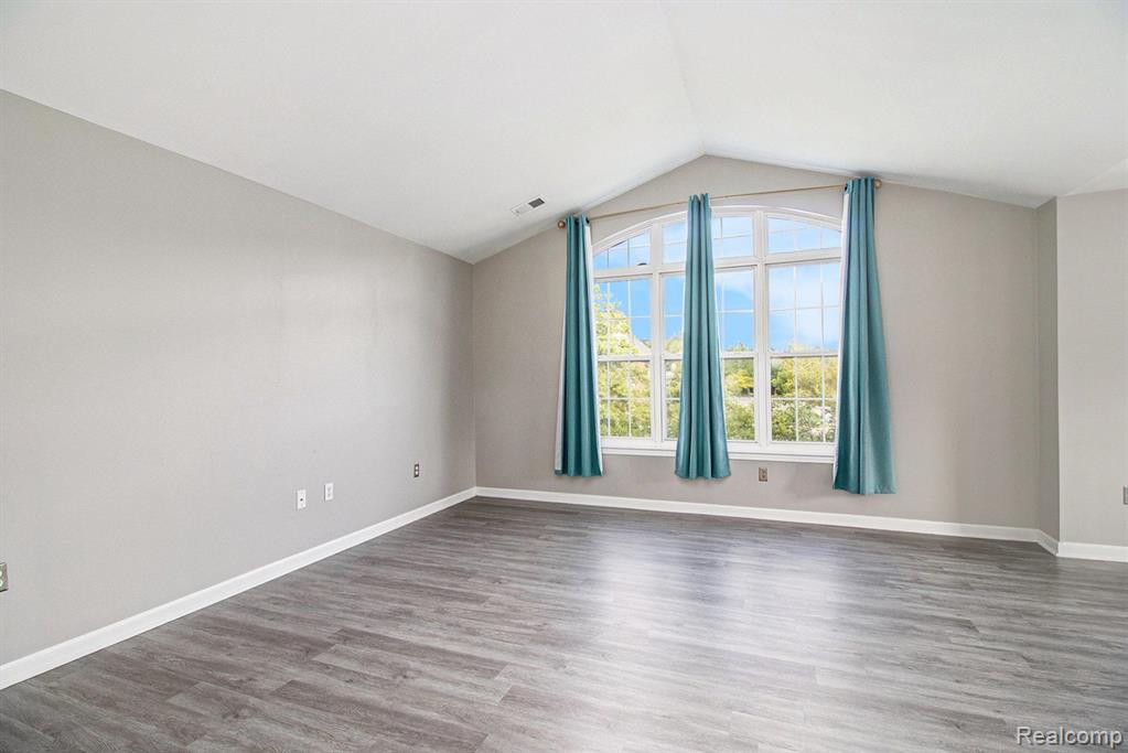 4226 ELIZABETH Avenue, Canton, MI 48188 — Photo 4