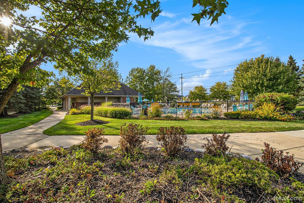 4226 ELIZABETH Avenue, Canton, MI 48188 — Photo 24