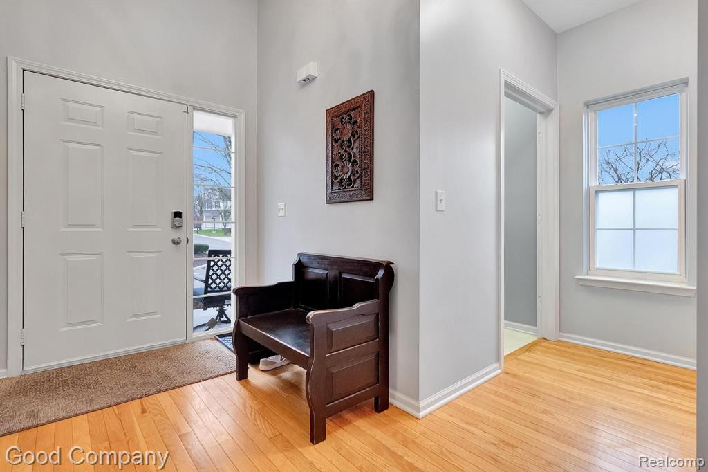 698 W BLUFF, Rochester Hills, MI 48307 — Photo 14