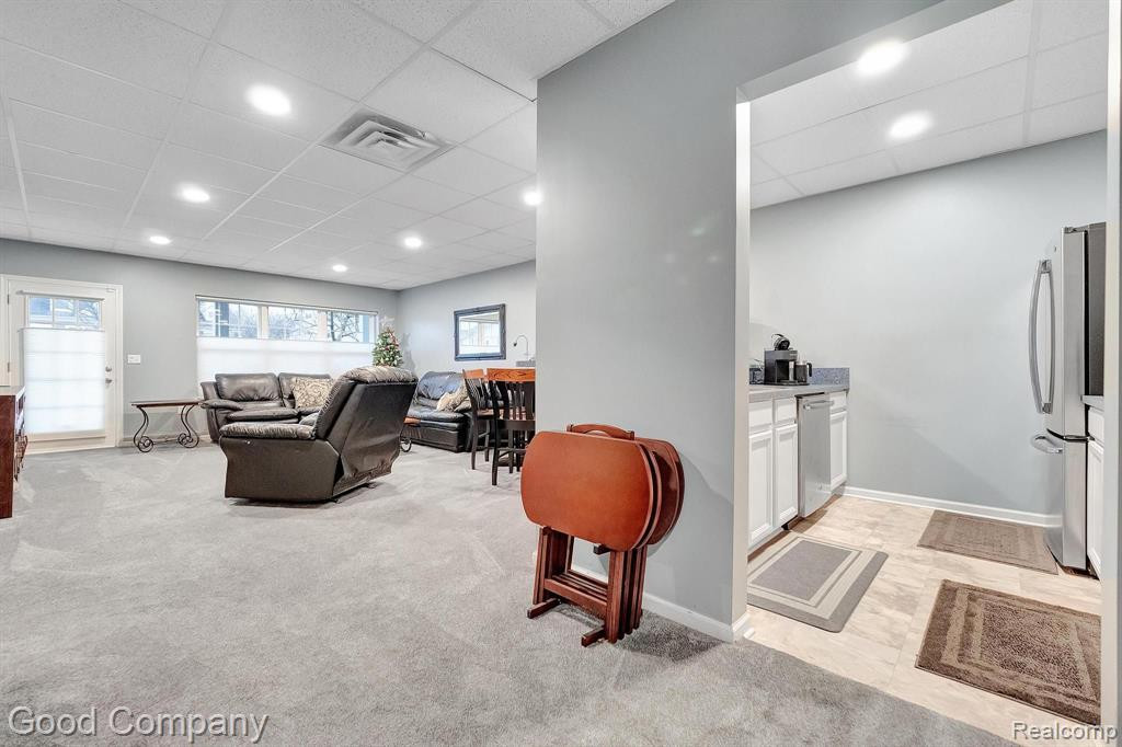 698 W BLUFF, Rochester Hills, MI 48307 — Photo 32