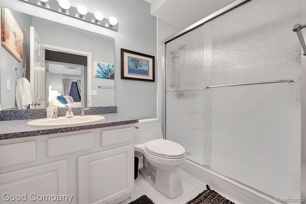 698 W BLUFF, Rochester Hills, MI 48307 — Photo 38