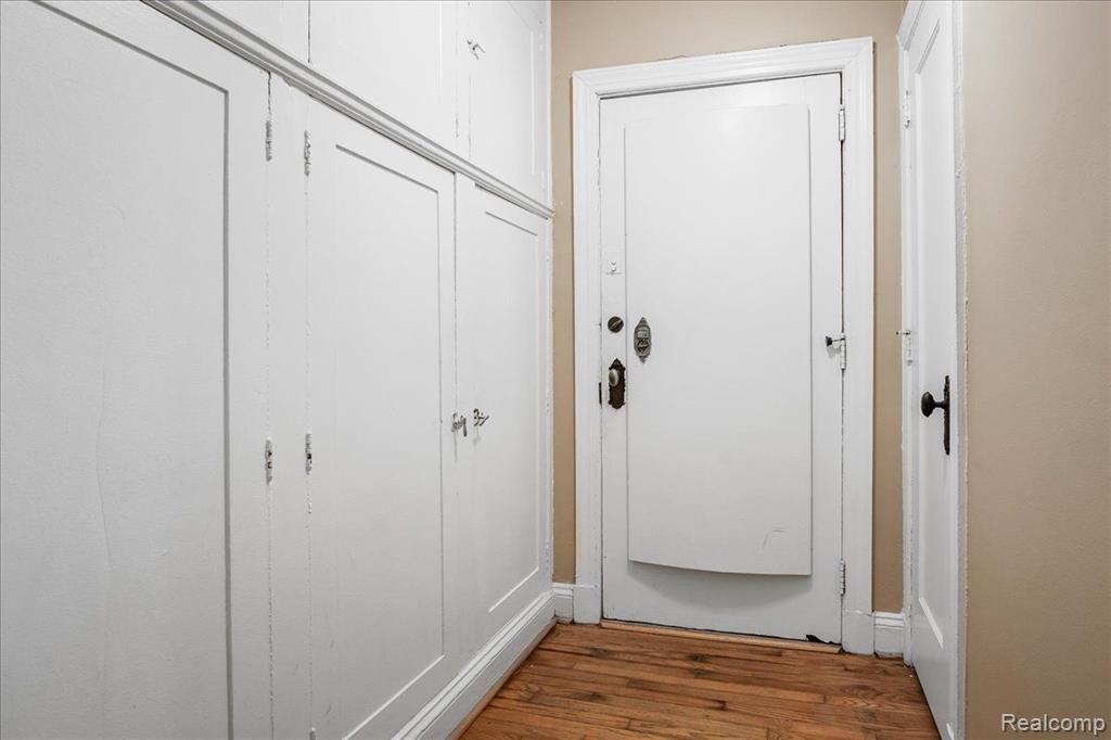 15 E KIRBY Street, 630, Detroit, MI 48202 — Photo 6