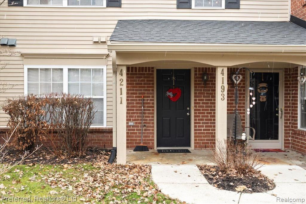 4211 Berkeley Avenue, Canton, MI 48188 — Photo 2