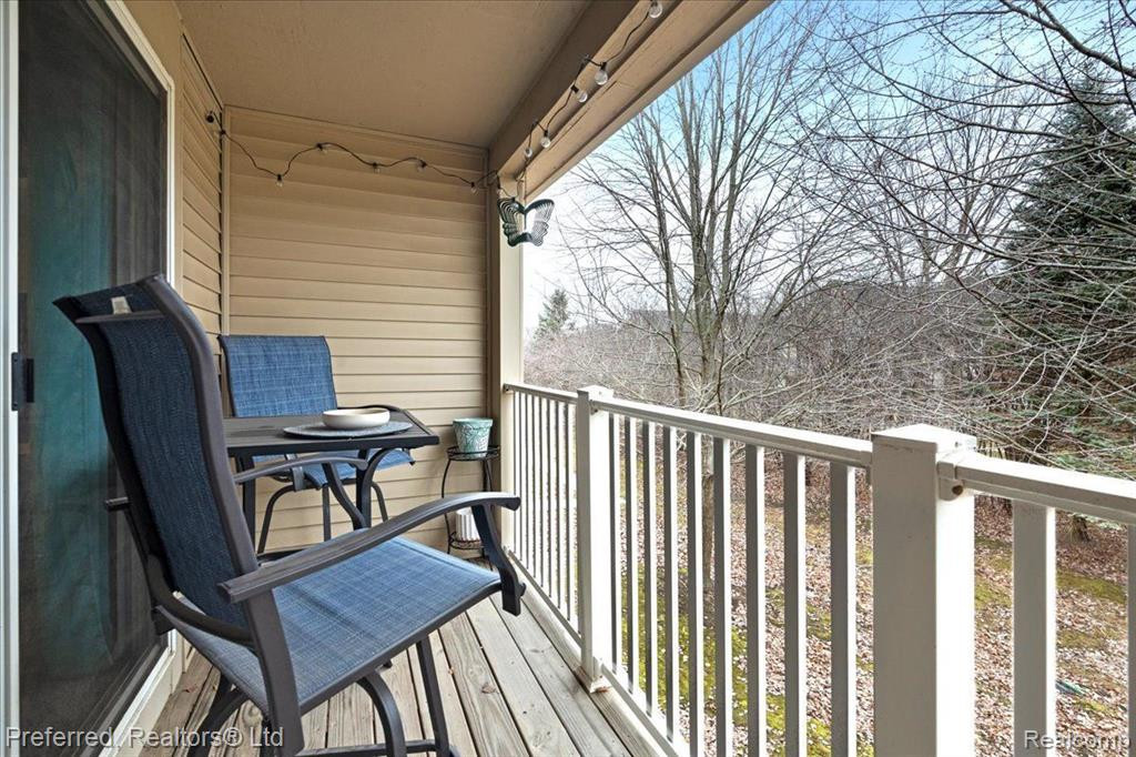 4211 Berkeley Avenue, Canton, MI 48188 — Photo 11