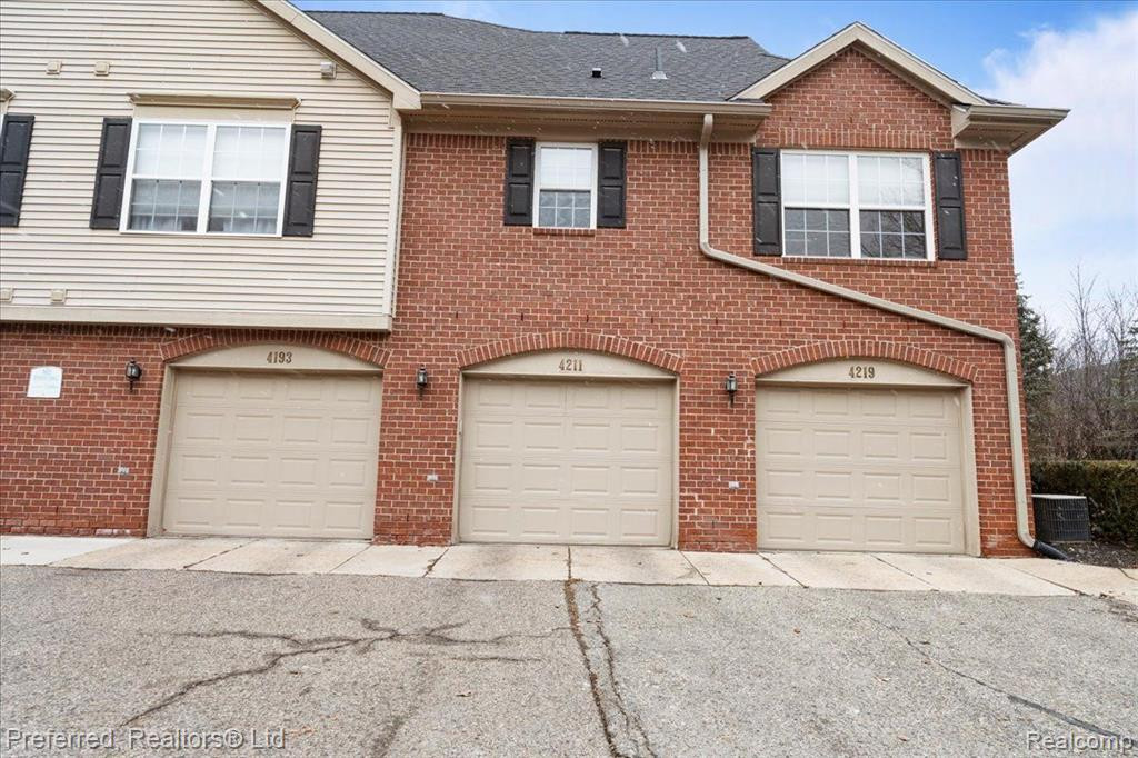 4211 Berkeley Avenue, Canton, MI 48188 — Photo 23