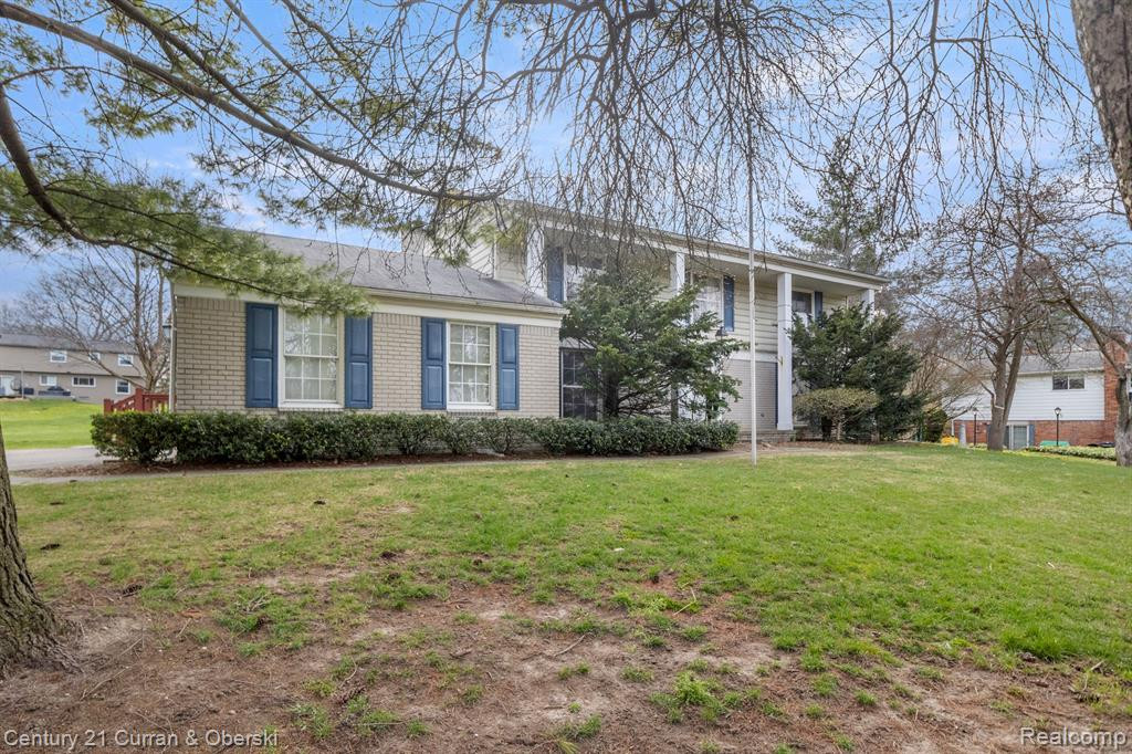 764 FOX RIVER Drive, Bloomfield Hills, MI 48304 — Photo 4