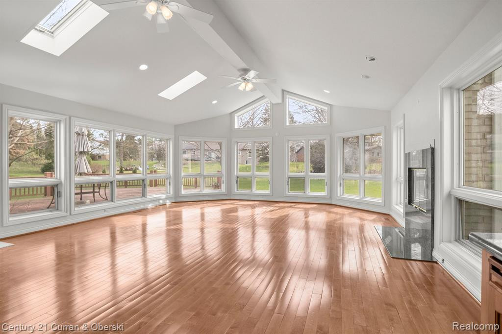 764 FOX RIVER Drive, Bloomfield Hills, MI 48304 — Photo 9