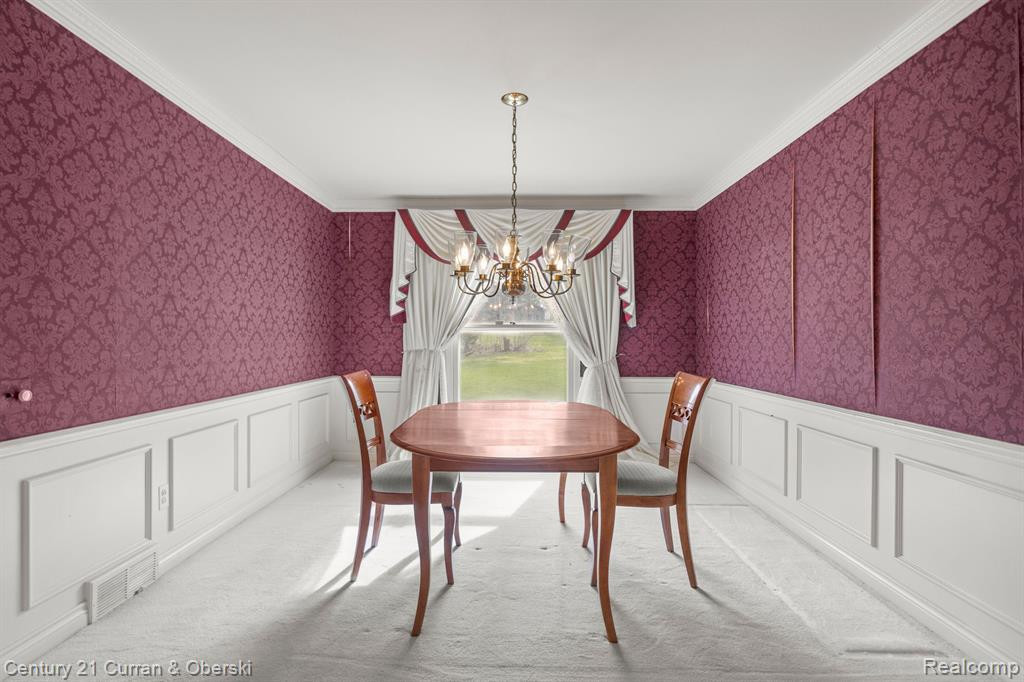 764 FOX RIVER Drive, Bloomfield Hills, MI 48304 — Photo 18