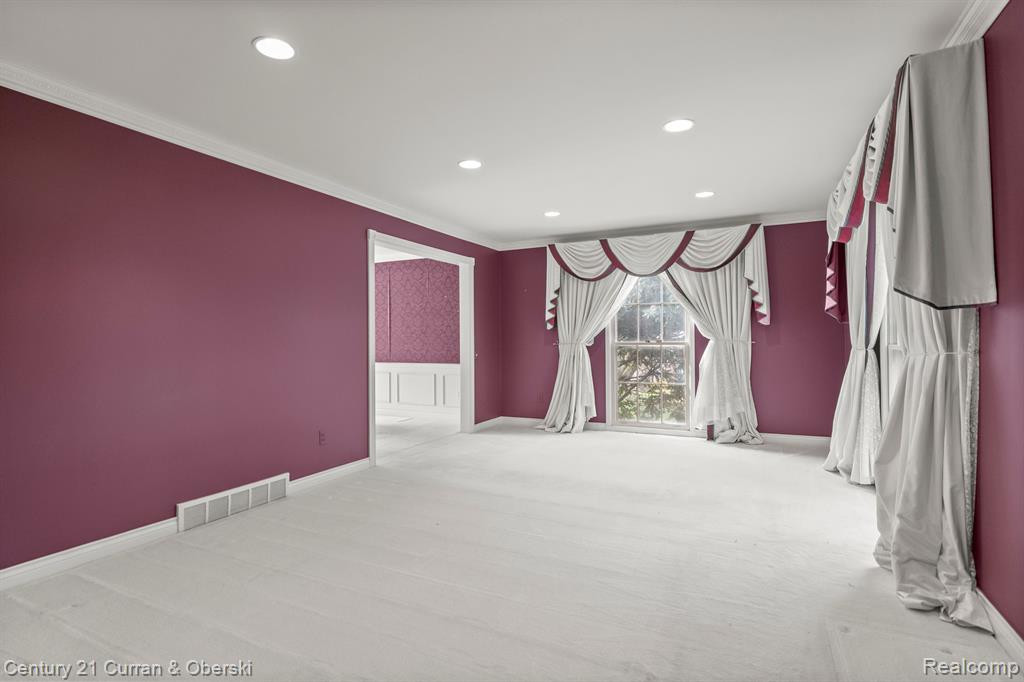 764 FOX RIVER Drive, Bloomfield Hills, MI 48304 — Photo 22