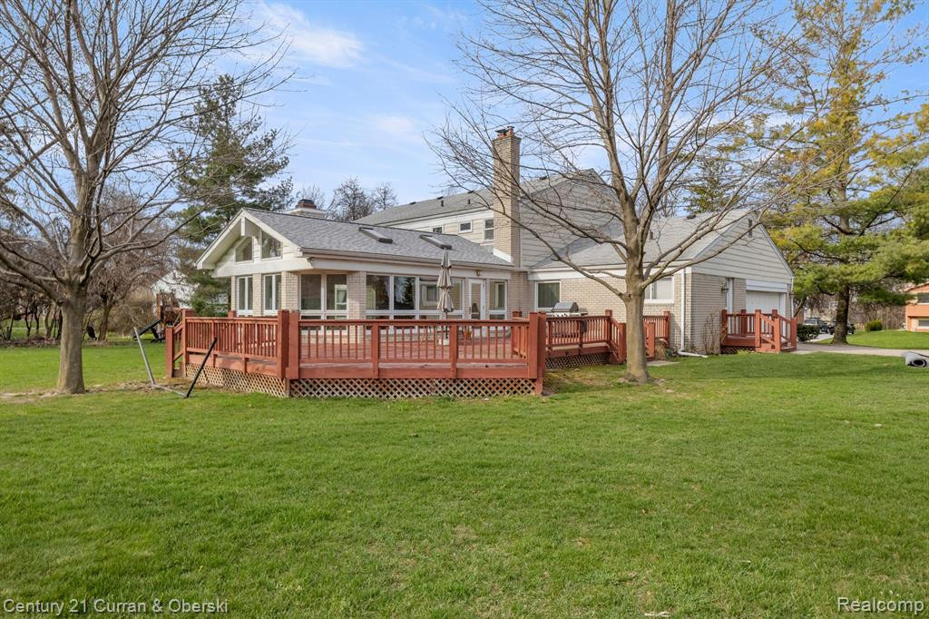 764 FOX RIVER Drive, Bloomfield Hills, MI 48304 — Photo 42