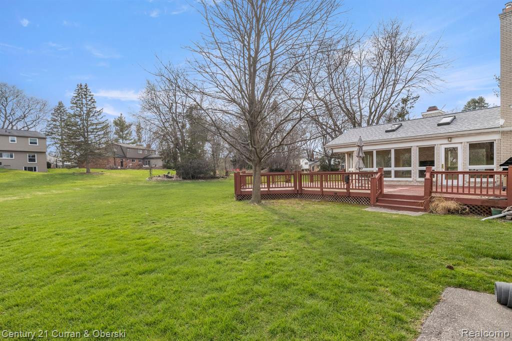 764 FOX RIVER Drive, Bloomfield Hills, MI 48304 — Photo 46