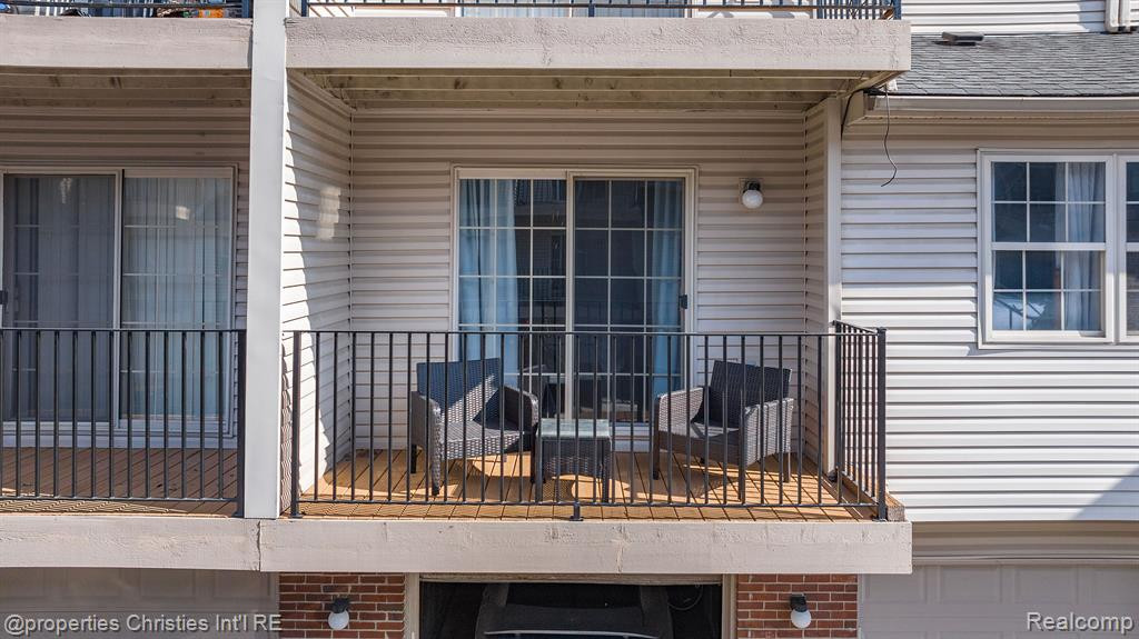 29407 GLEN OAKS Boulevard E, Farmington Hills, MI 48334 — Photo 25