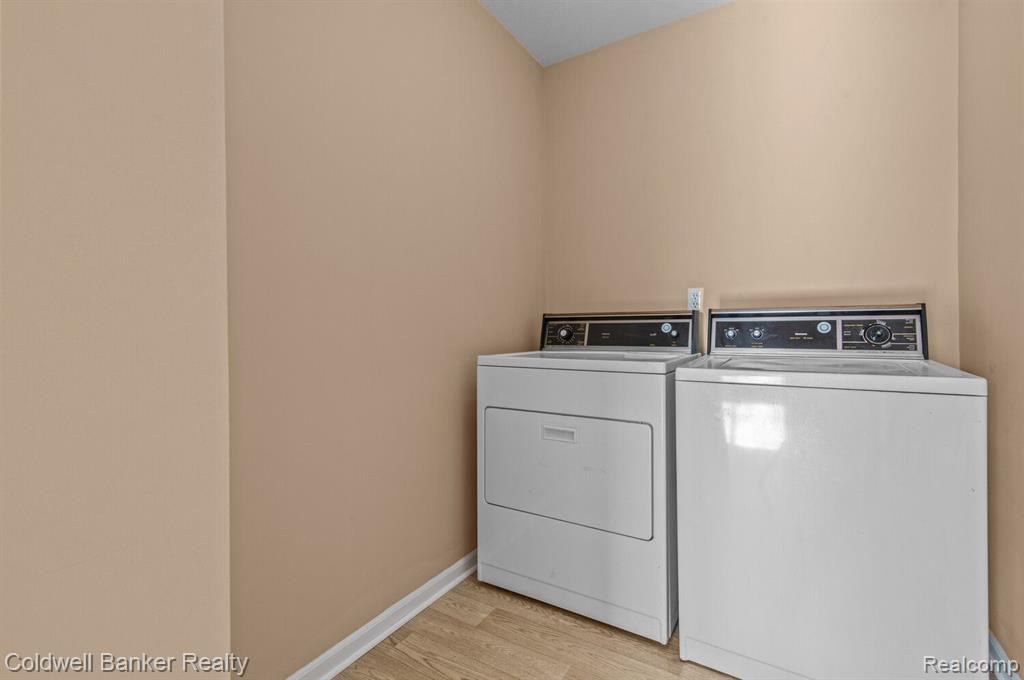 3084 RIVER MEADOW Circle, Canton, MI 48188 — Photo 14