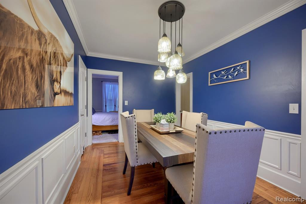 915 MAIN Street, Fenton, MI 48430 — Photo 12