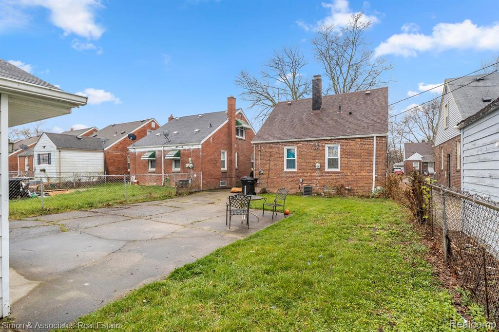 7682 BRAILE Street, Detroit, MI 48228 — Photo 3