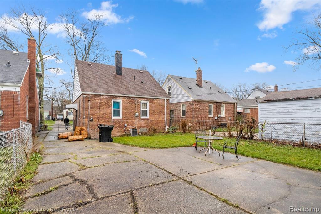 7682 BRAILE Street, Detroit, MI 48228 — Photo 4