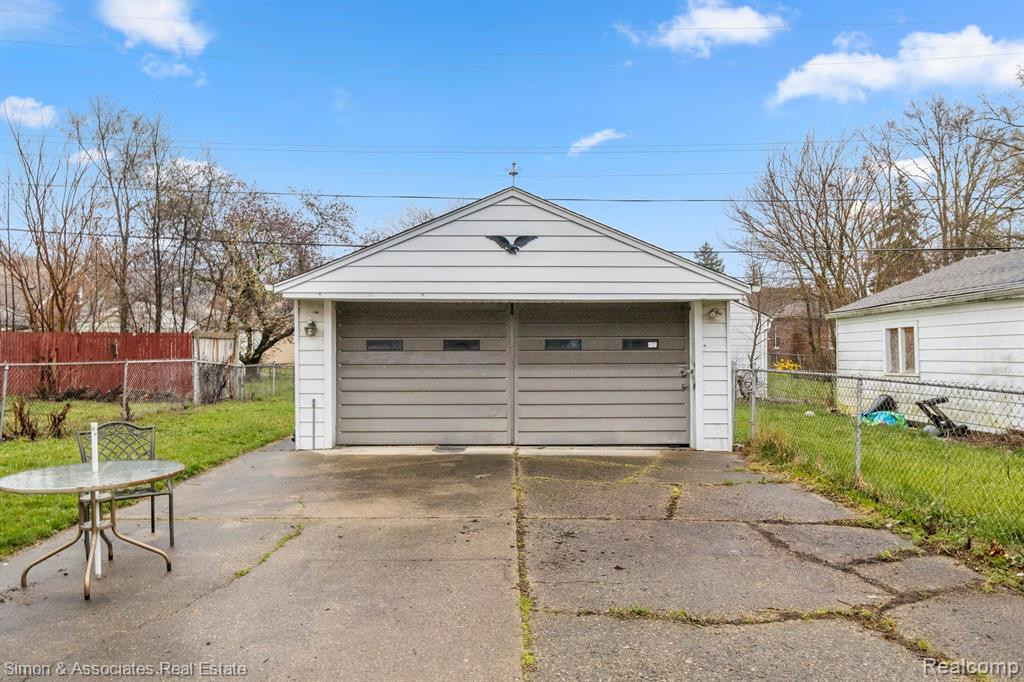 7682 BRAILE Street, Detroit, MI 48228 — Photo 5