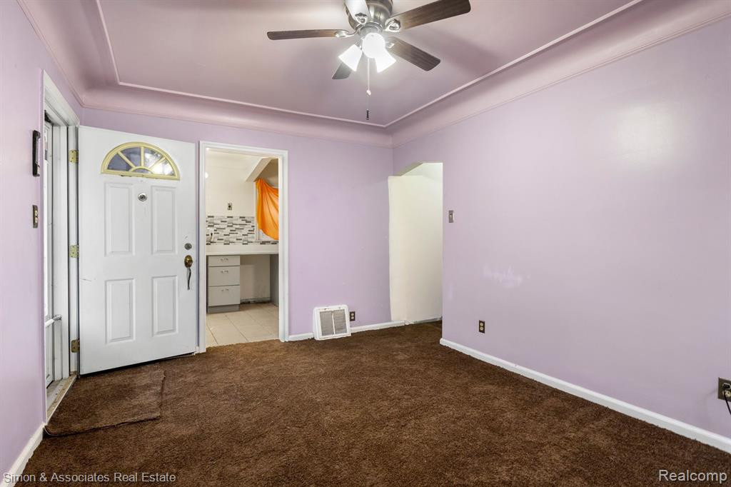 7682 BRAILE Street, Detroit, MI 48228 — Photo 9