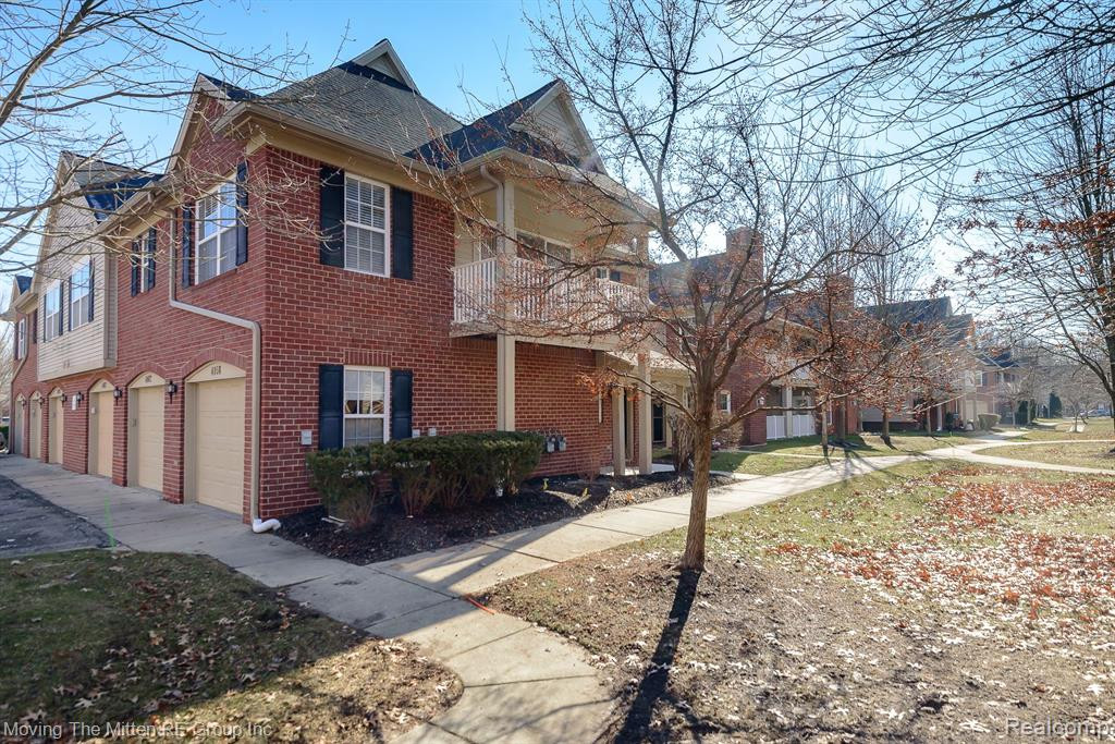 4056 BERKELEY Avenue, Canton, MI 48188 — Photo 2