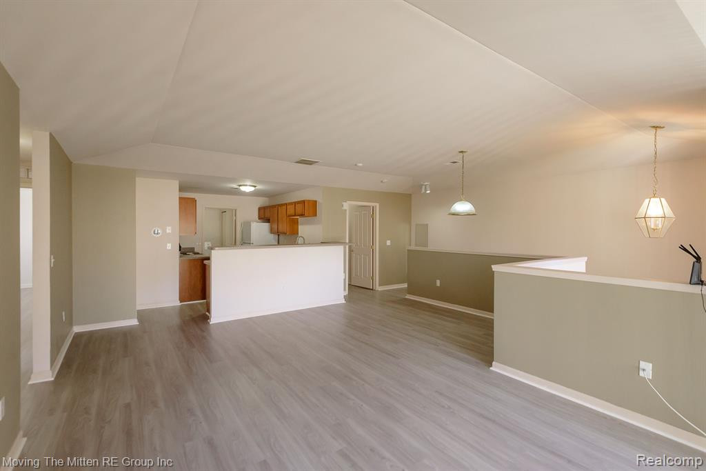 4056 BERKELEY Avenue, Canton, MI 48188 — Photo 5
