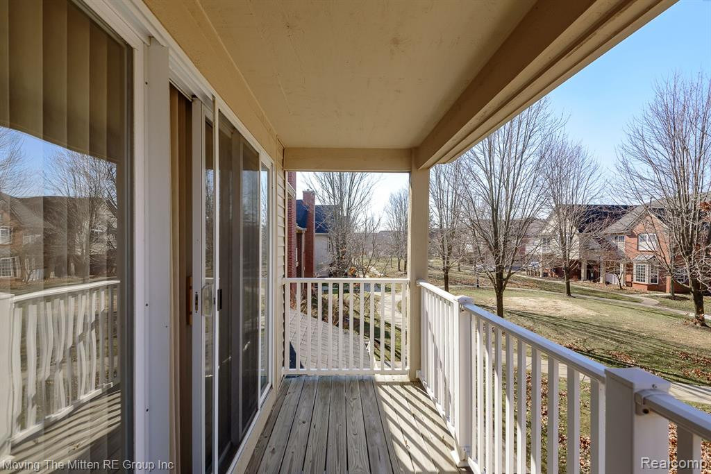 4056 BERKELEY Avenue, Canton, MI 48188 — Photo 16