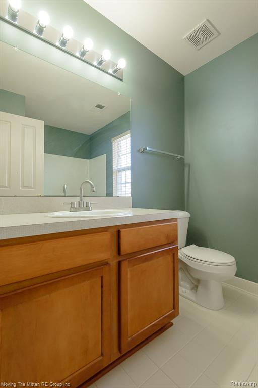 4056 BERKELEY Avenue, Canton, MI 48188 — Photo 22