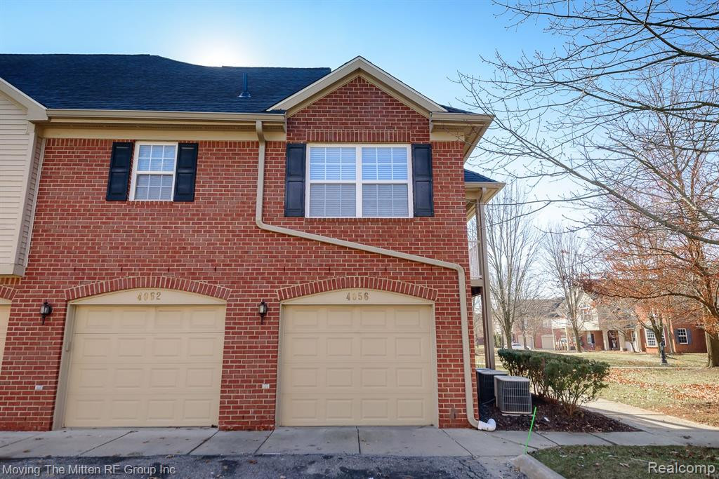 4056 BERKELEY Avenue, Canton, MI 48188 — Photo 28