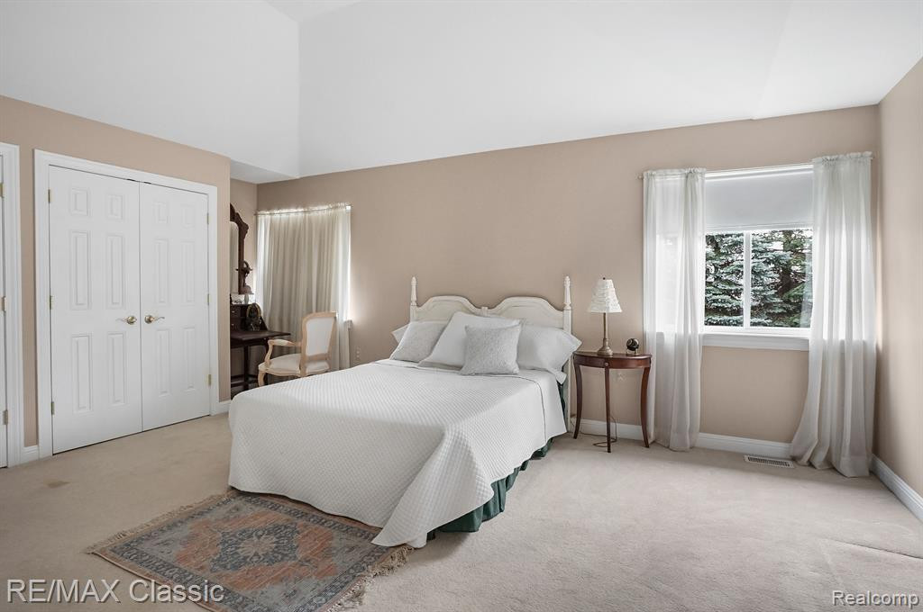 606 FLORENCE Court, Milford, MI 48381 — Photo 22