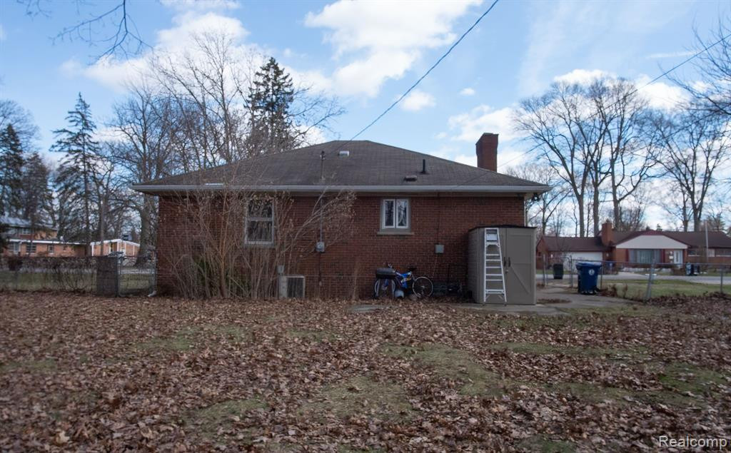 9575 LEVERNE, Redford, MI 48239 — Photo 43
