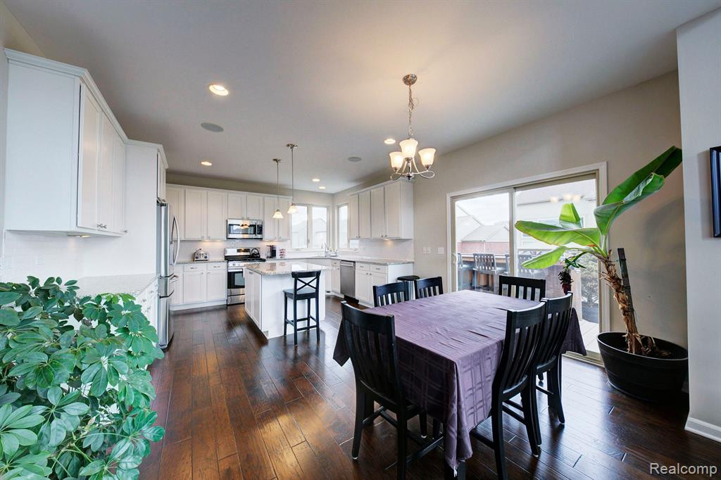 51176 Glen Hollow Avenue, Canton, MI 48188 — Photo 19