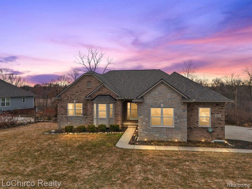 860 WATERSMEET Drive, Oxford, MI 48371 — front exterior