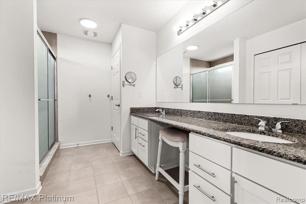 6684 Buck Crossing, Ypsilanti, MI 48197 — Photo 24