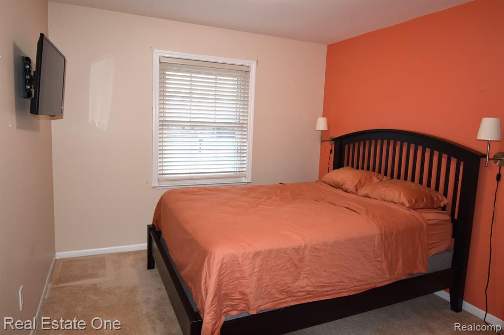 9017 Andrew Drive, Brighton, MI 48114 — Photo 35