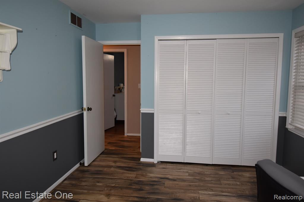 9017 Andrew Drive, Brighton, MI 48114 — Photo 36