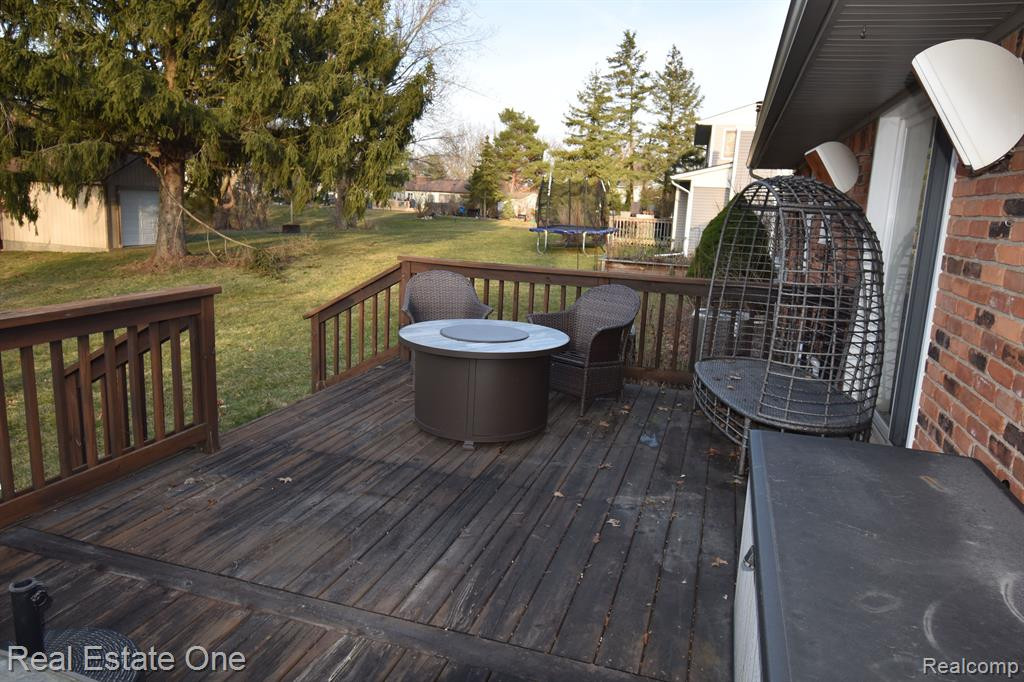 9017 Andrew Drive, Brighton, MI 48114 — Photo 53