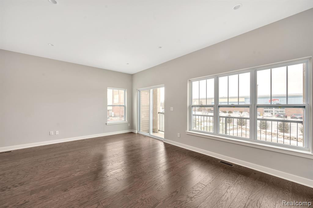 41604 ORIANNA Lane, 13, Novi, MI — Photo 19